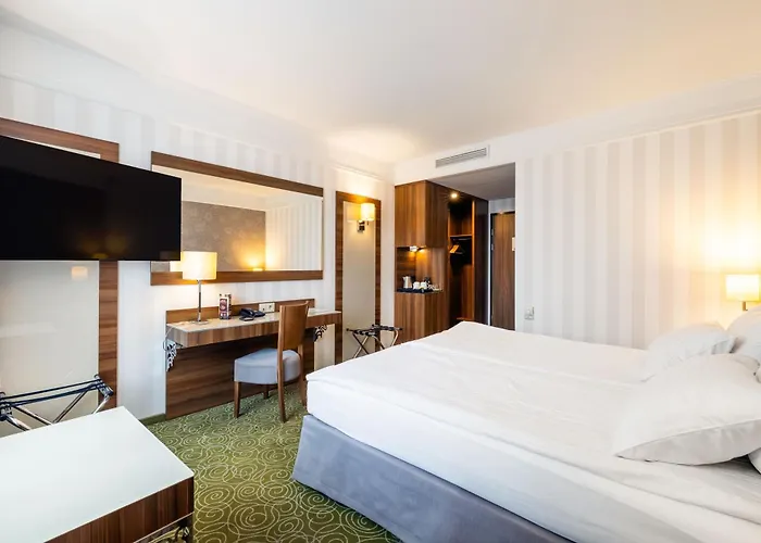 Hotel Lord - Warsaw Airport